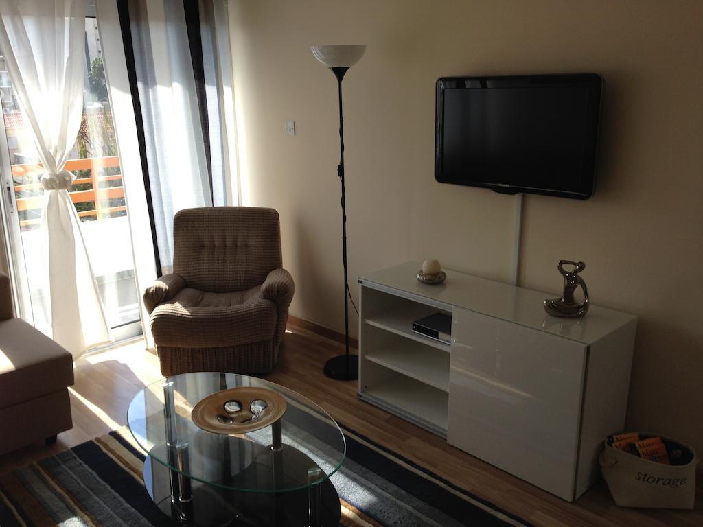 Zavos Colours Boutique Apartments Limassol Rum bild