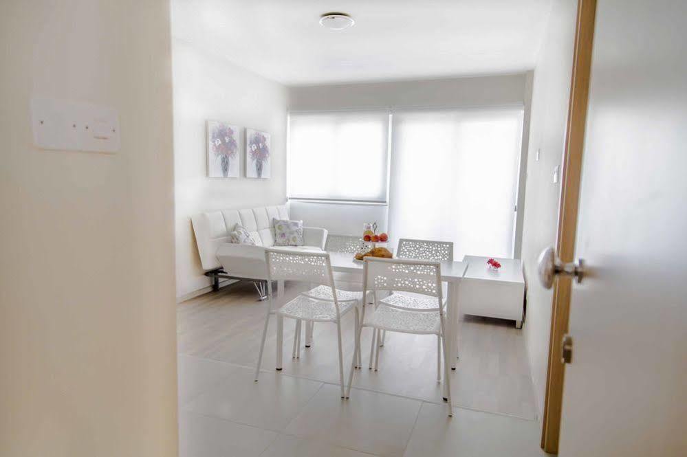 Zavos Colours Boutique Apartments Limassol Exteriör bild